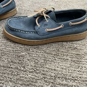 Boys Sperry Cup boat shoes size 3